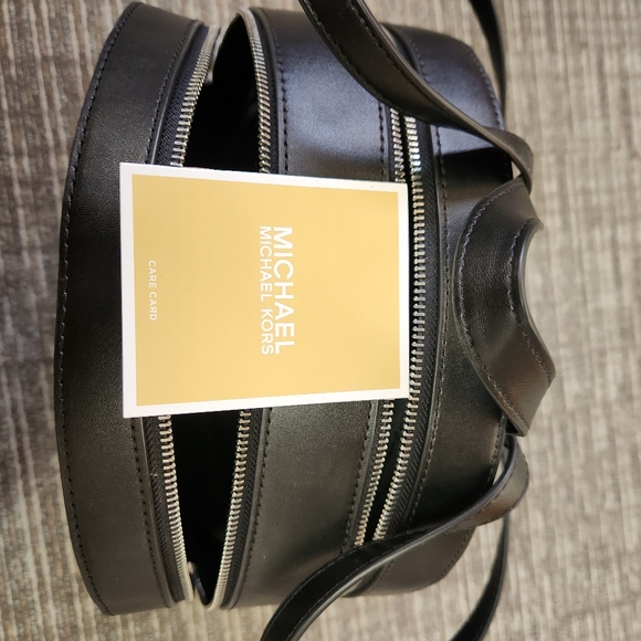 Michael Kors Jaycee Logo Backpack Black - Picture 2 of 9